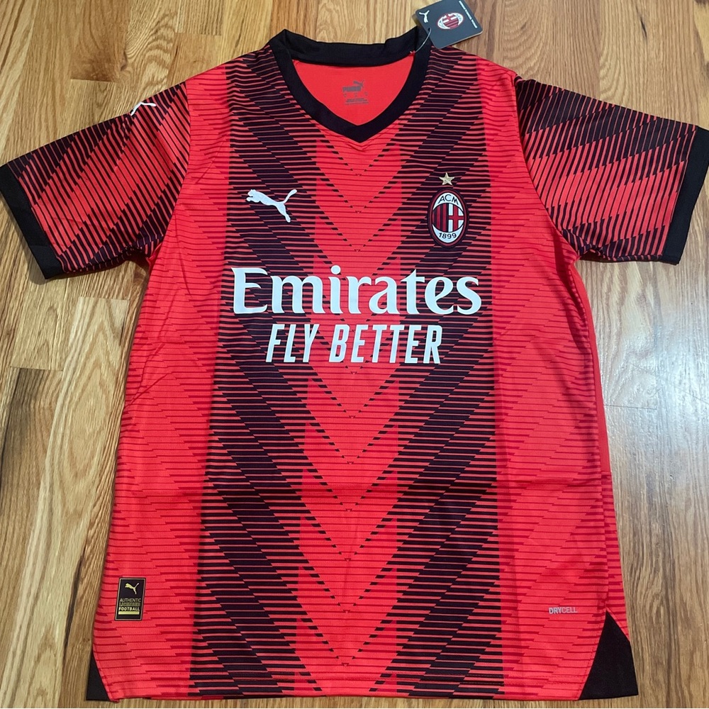 Puma AC Milan home jersey 2023/24